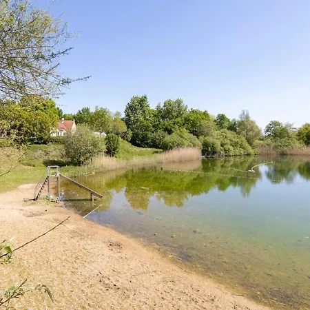 Casa de Férias With Sunny Garden Near Ewijk