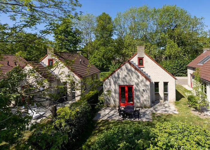 Vakantiehuis With Sunny Garden Near *